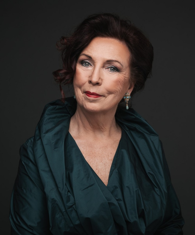 File:Airenne, Riina (allikas Eesti Näitlejate Liit).jpeg